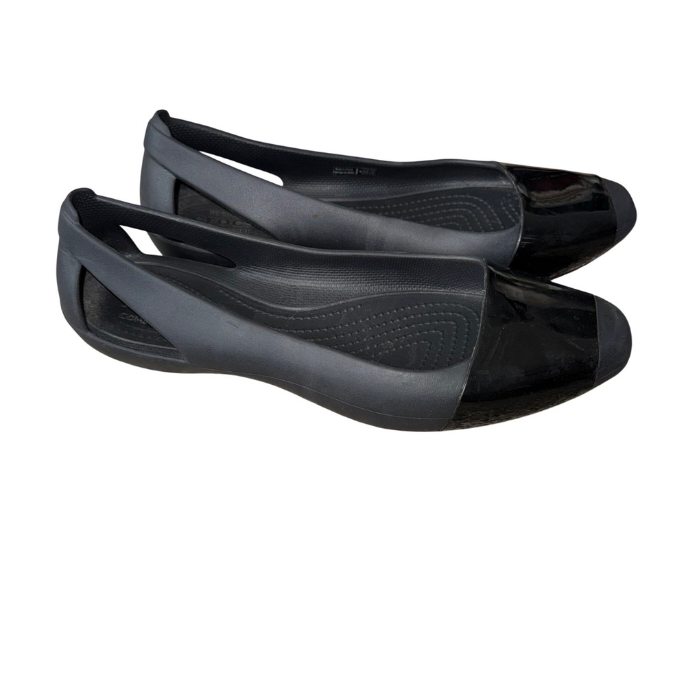 Crocs Rio Flat Shoes Women Size 9 Black Excellent Patent Cap Toe Cut Out